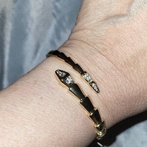 House of Harlow 1960 Gold and Black Serpent Cuff Bracelet Bnwt Tp Rt